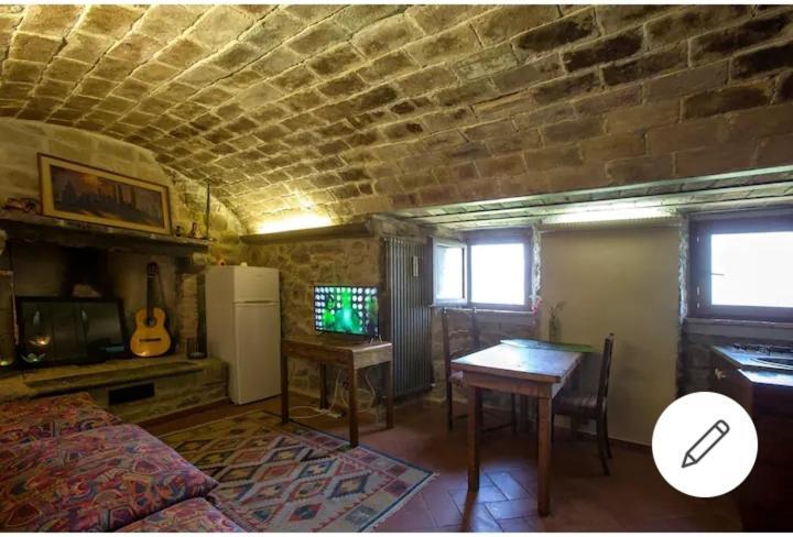 Ferienwohnung Elettra Flower Montecatini Val di Cecina Exterior foto